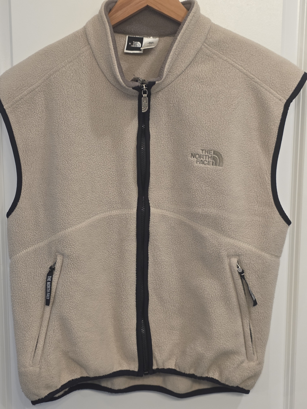 The North Face Men’s Fleece Vest – Beige/Oatmeal – Size Medium (M)